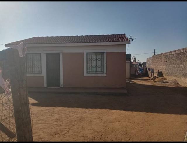 2 BEDROOM HOUSE FOR SALE IN PALM RIDGE